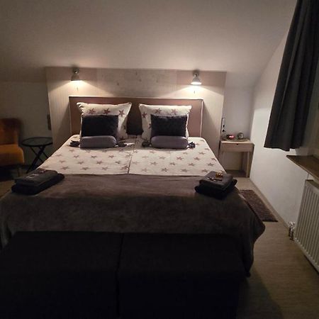 Bed & Breakfast Ravelin Rees Eksteriør bilde